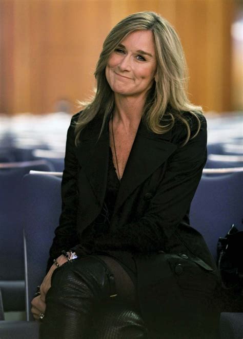 angela ahrendts